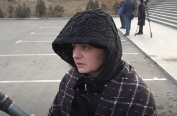 Հայ ազգ, ոտքի ել. սերնդեսերունդ անիծվելու եք, ամեն օր 19 տարեկան են դնում հողը. զոհվածի մայր (տեսանյութ)